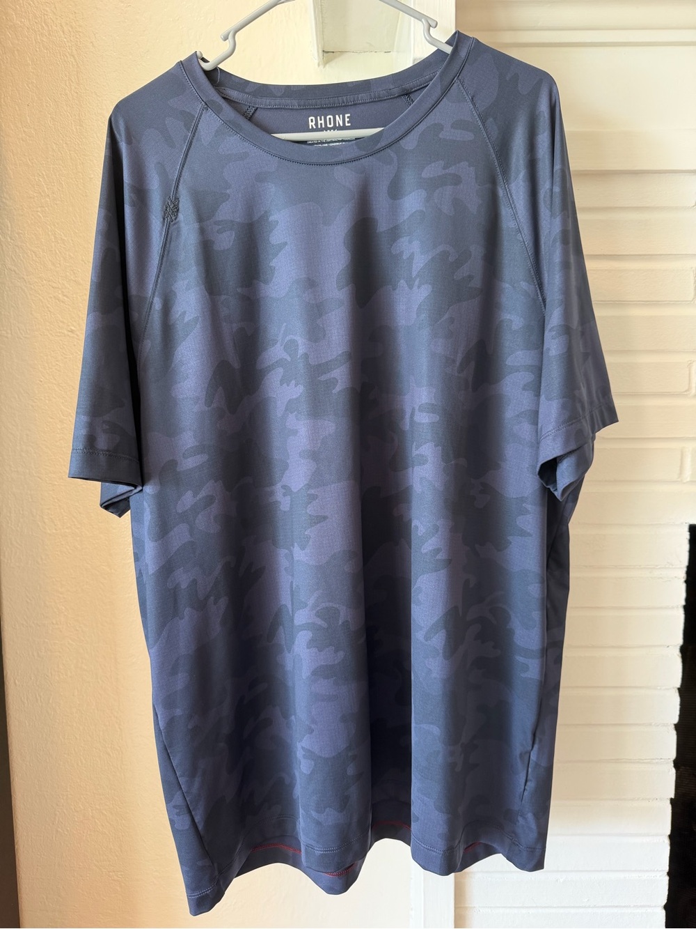 Rhone Men’s XXL Blue Tonal Camo Performance Athletic T-Shirt